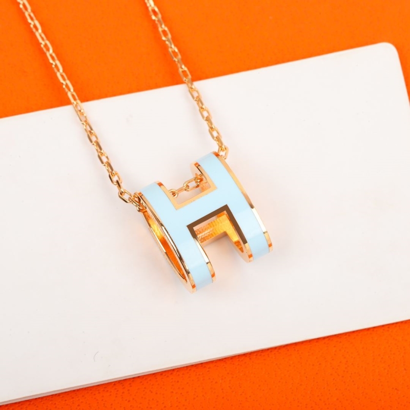 H**mes necklaces